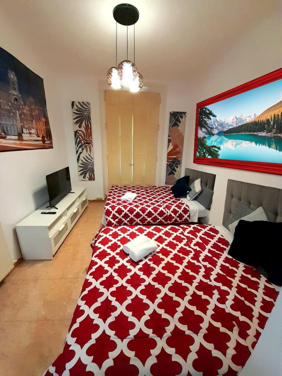 Bed and Breakfast Sol Montera & Parking Tph Madrid Exterior foto