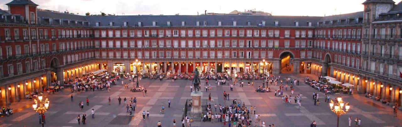 Bed and Breakfast Sol Montera & Parking Tph Madrid Exterior foto